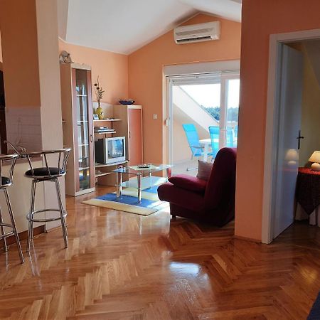 Apartment Valamar Novalja Eksteriør bilde