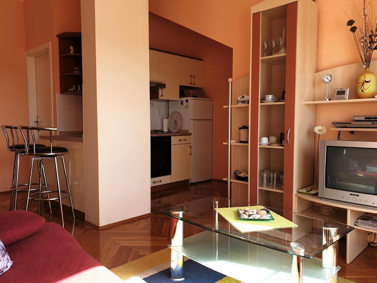 Apartment Valamar Novalja Eksteriør bilde